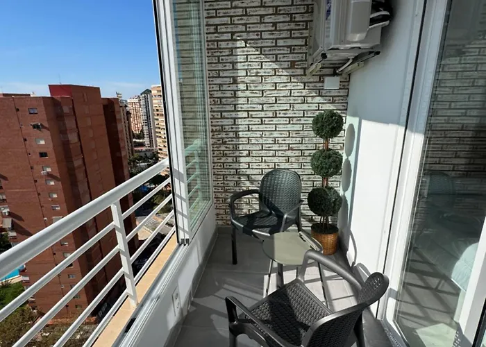 El De Cristian 4 * בנידורם